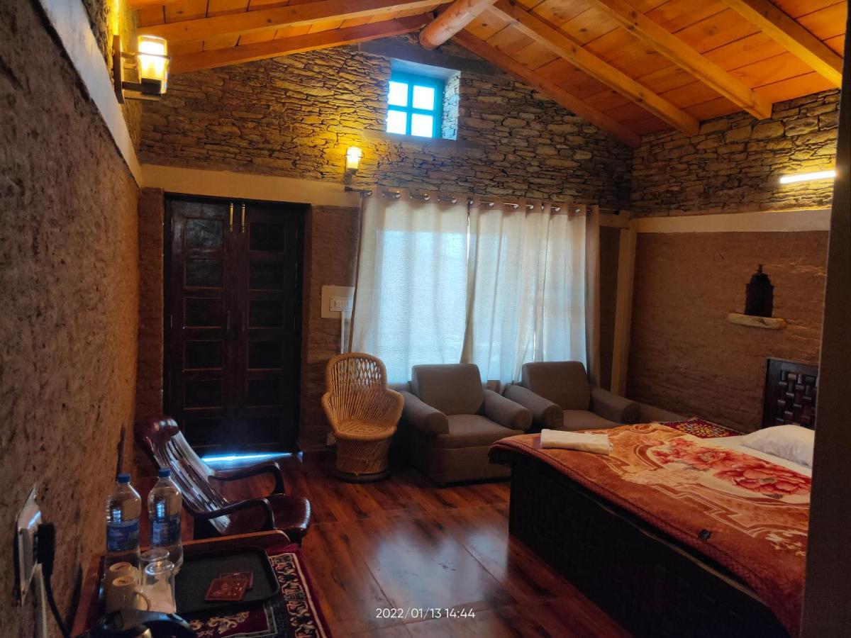 Meraki Huts Pauri Kültér fotó