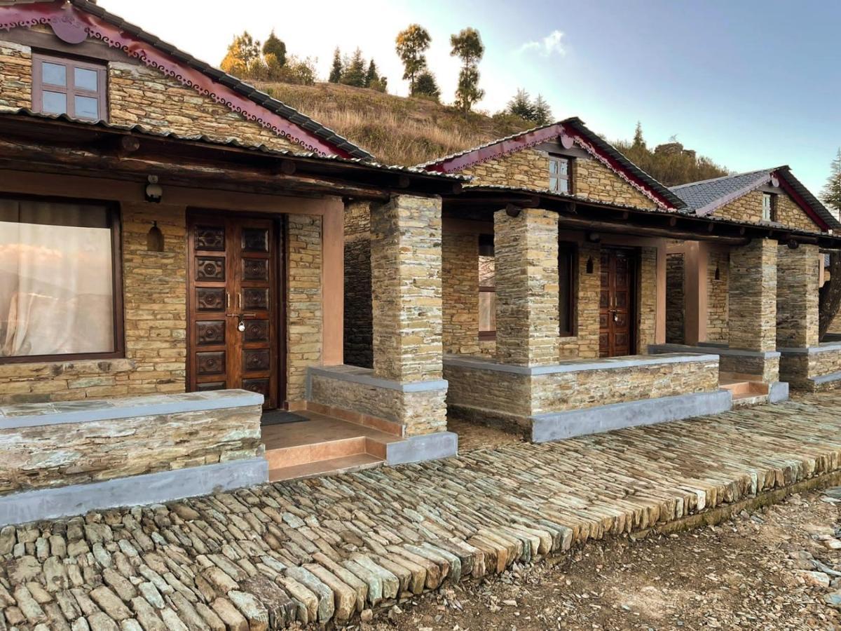 Meraki Huts Pauri Kültér fotó