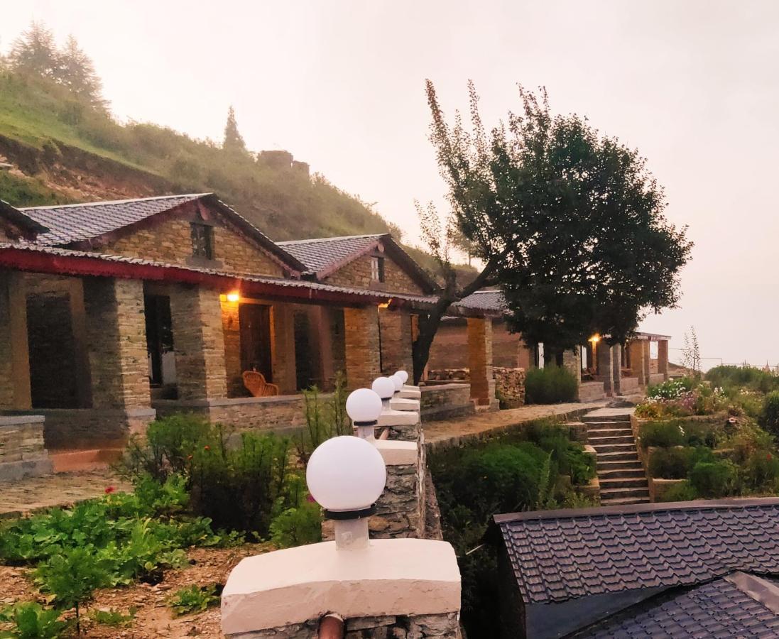 Meraki Huts Pauri Kültér fotó