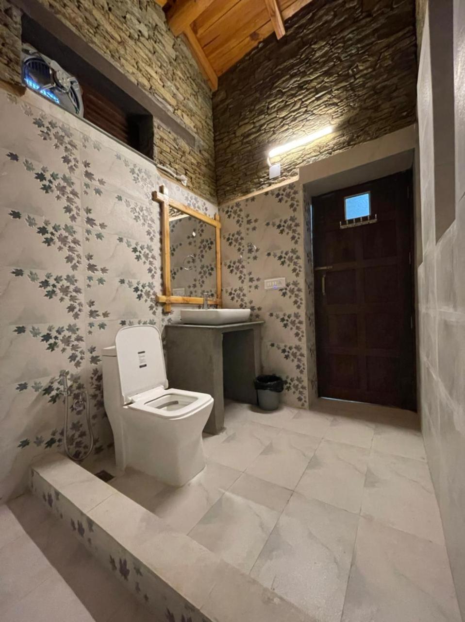 Meraki Huts Pauri Kültér fotó